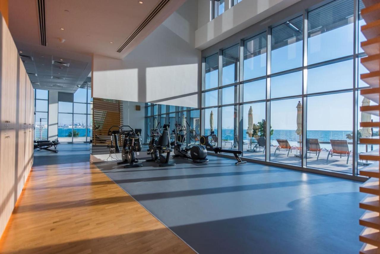 Spectacular 3 Bedroom Condo With Maids Room Facing The Dubai Eye Exterior photo