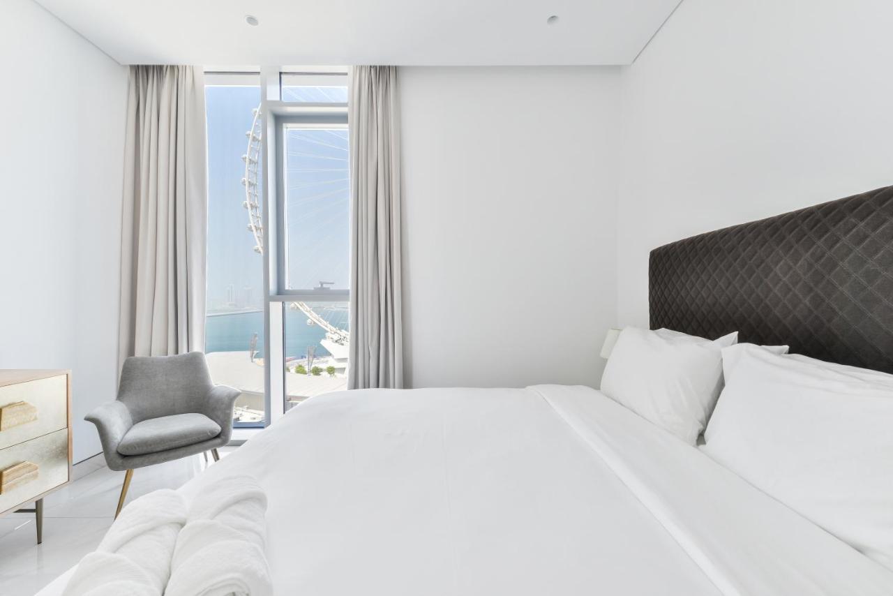 Spectacular 3 Bedroom Condo With Maids Room Facing The Dubai Eye Exterior photo